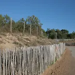Hébergement de vacances Maison à La Grière Avec Jardin Privatif Et Parking, Proche - Fr-1-22-180