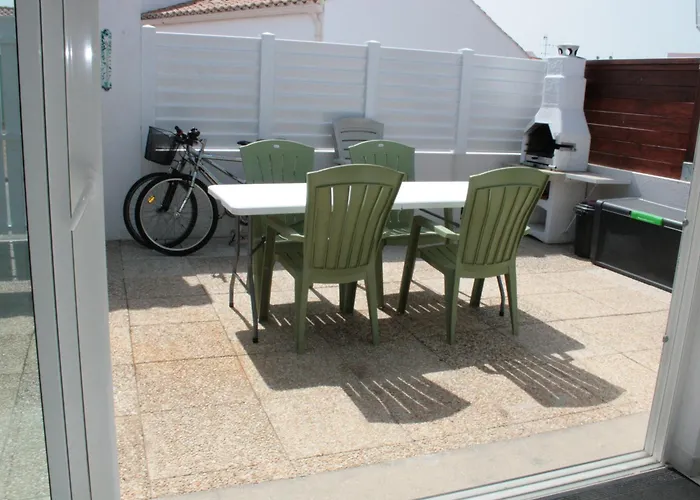 Maison A La Griere Avec Jardin Privatif Et Parking, Proche - Fr-1-22-180 Ferienhaus *